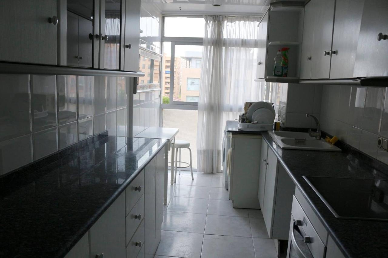 Bigger Flat For Holiday Near Beach Ideal For Familie With Climatisacion Valencia Eksteriør bilde