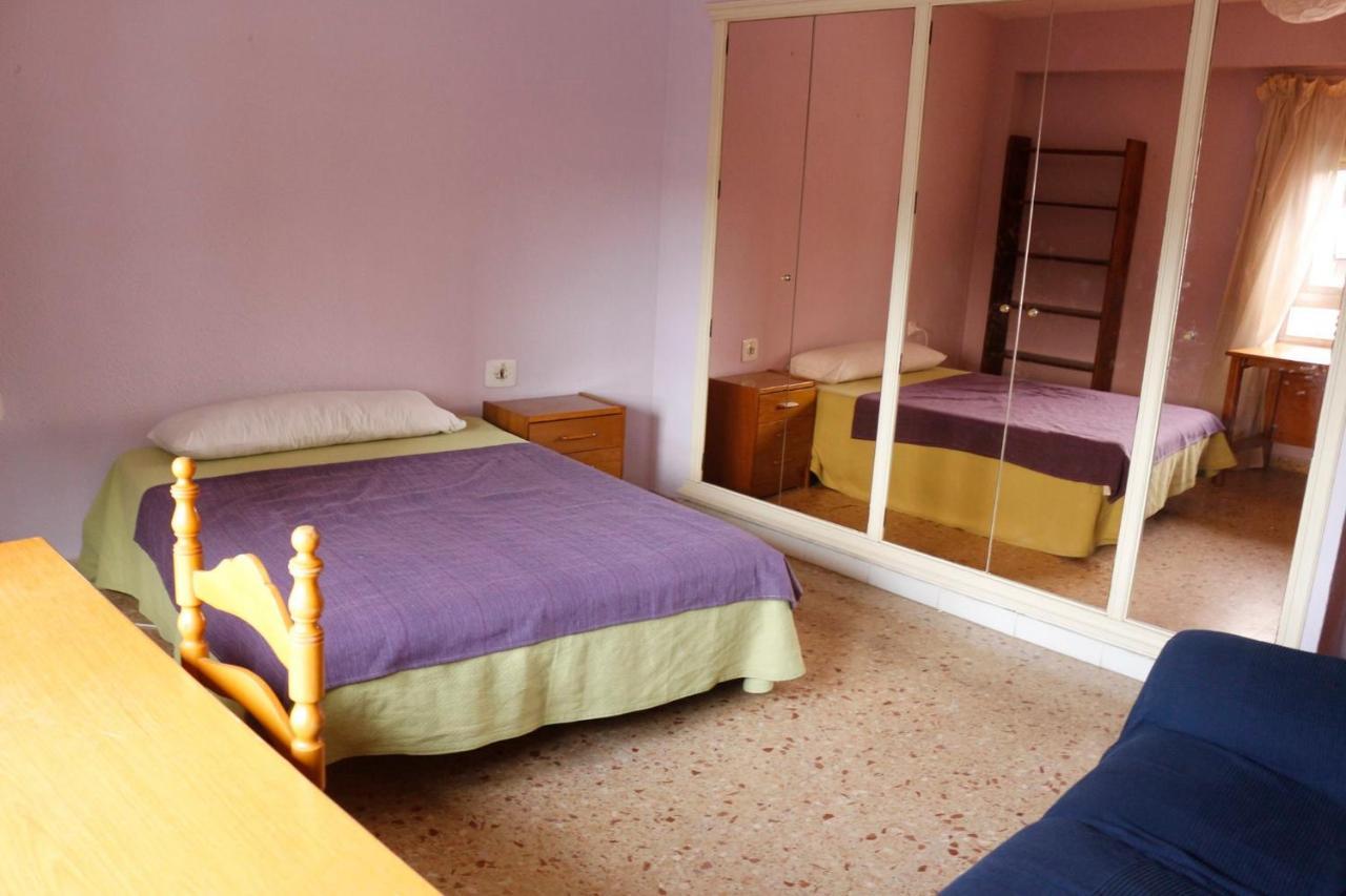 Bigger Flat For Holiday Near Beach Ideal For Familie With Climatisacion Valencia Eksteriør bilde