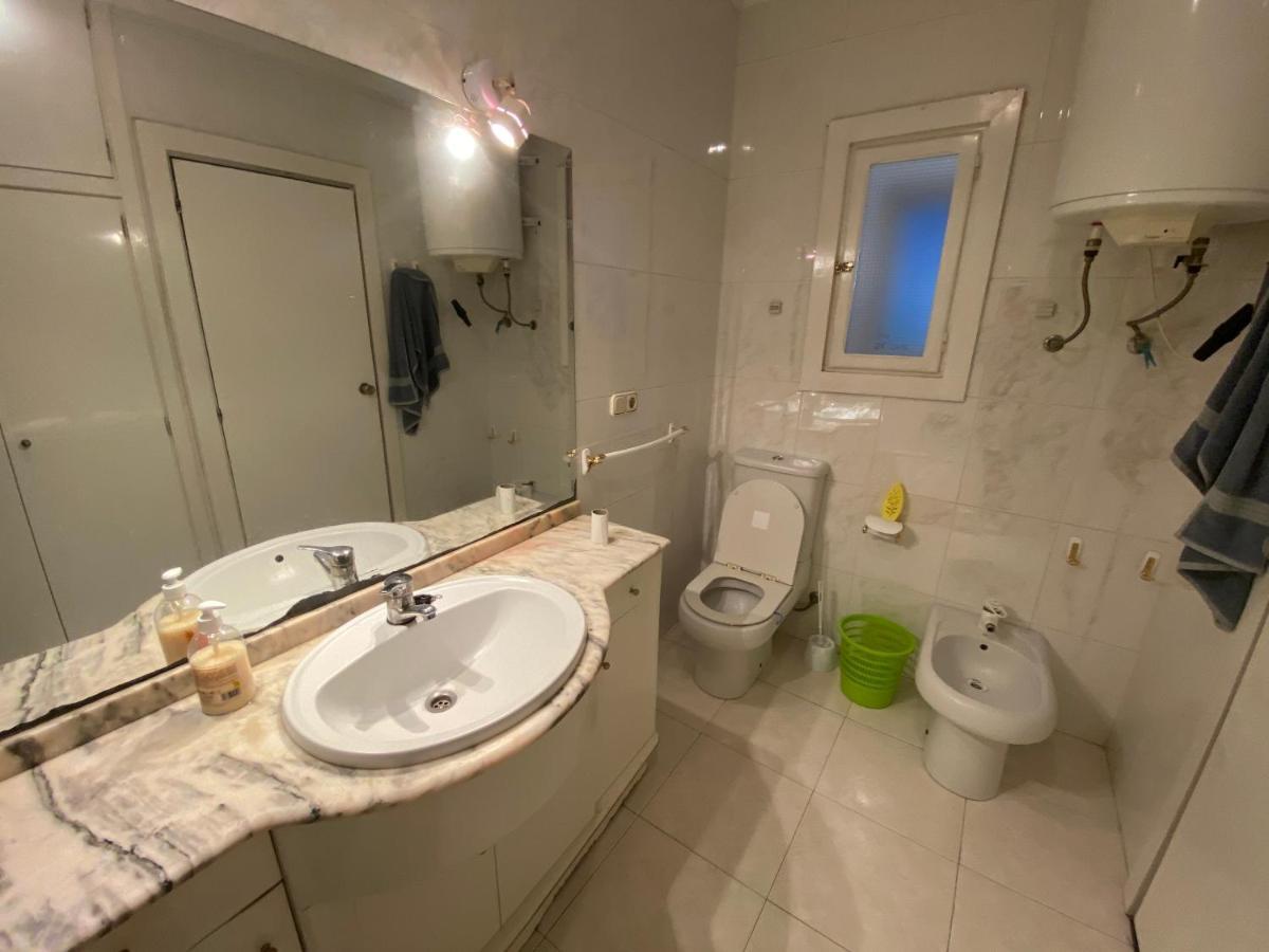 Bigger Flat For Holiday Near Beach Ideal For Familie With Climatisacion Valencia Eksteriør bilde